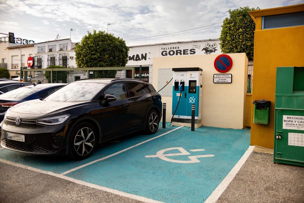 Images ACCIONA Charging Station