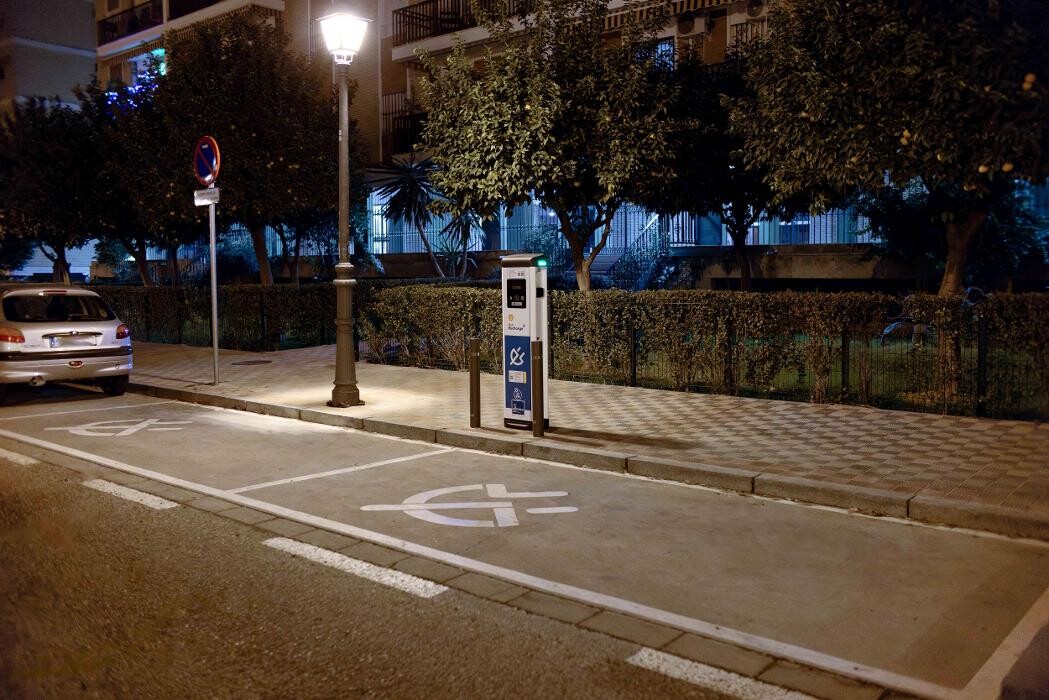 Images ACCIONA Charging Station
