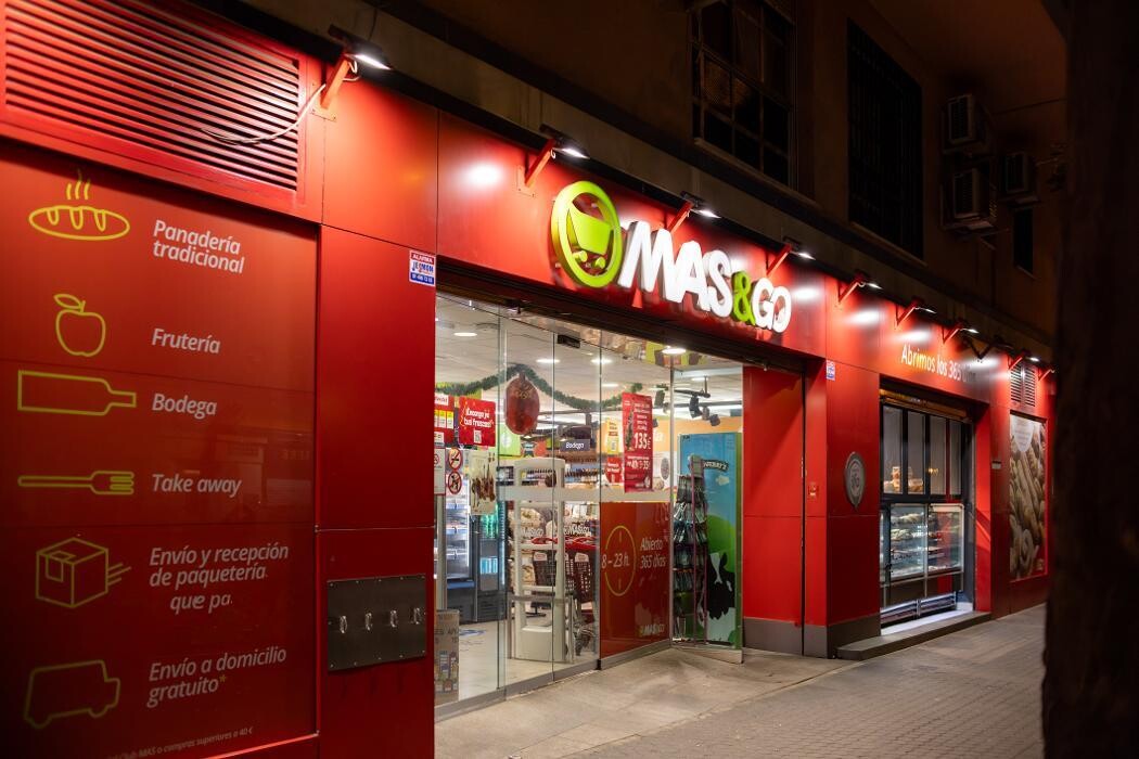 Images ACCIONA Charging Station