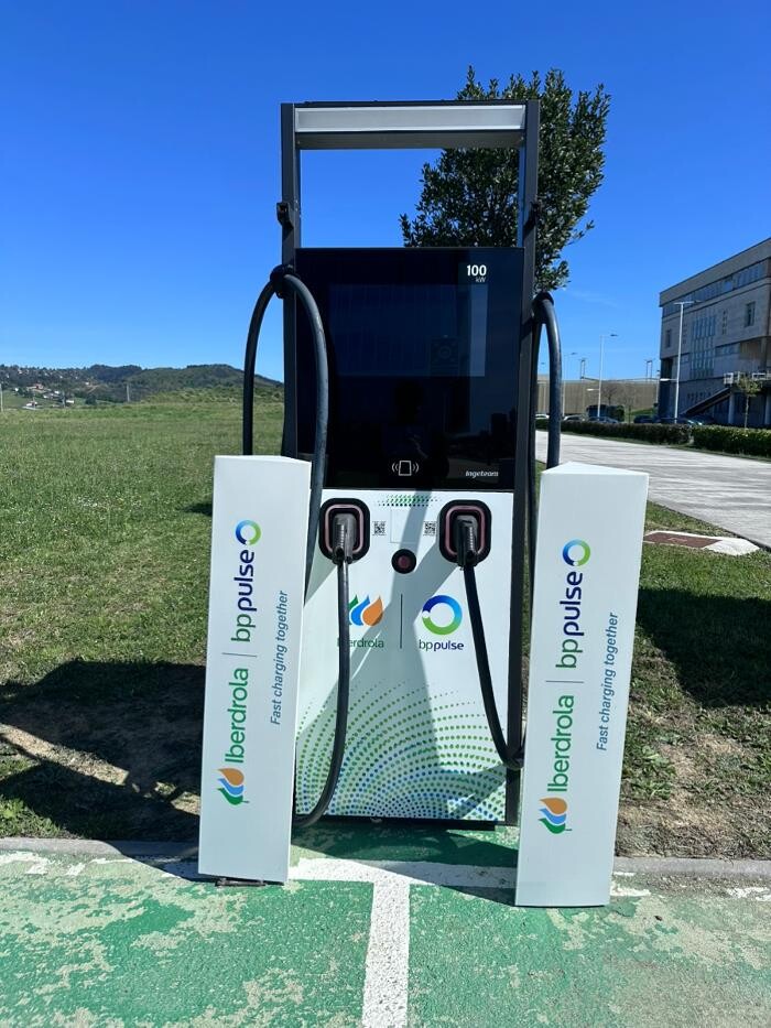 Images Iberdrola | bp pulse estación de recarga