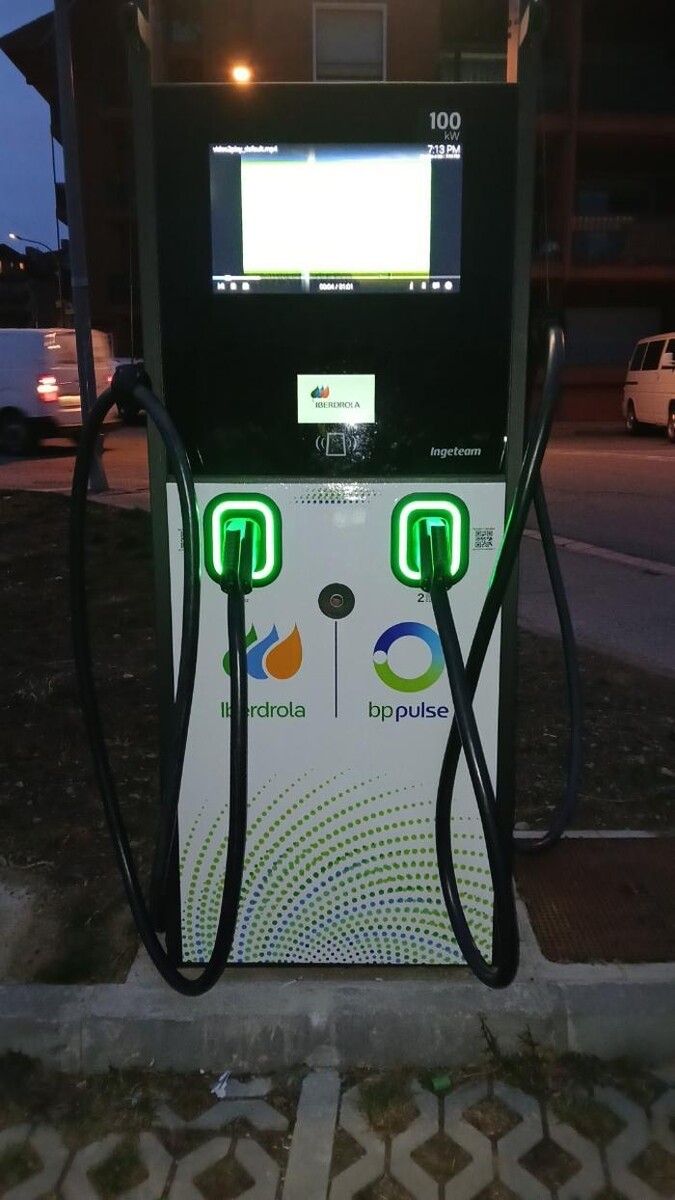 Images Iberdrola | bp pulse estación de recarga