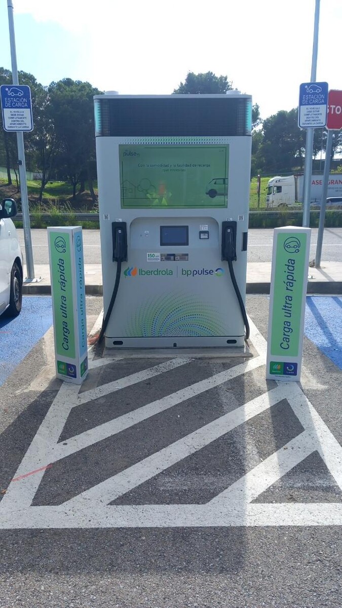 Images Iberdrola | bp pulse estación de recarga