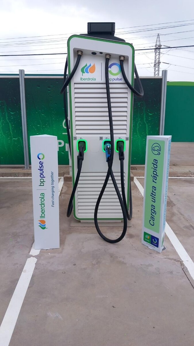 Images Iberdrola | bp pulse estación de recarga