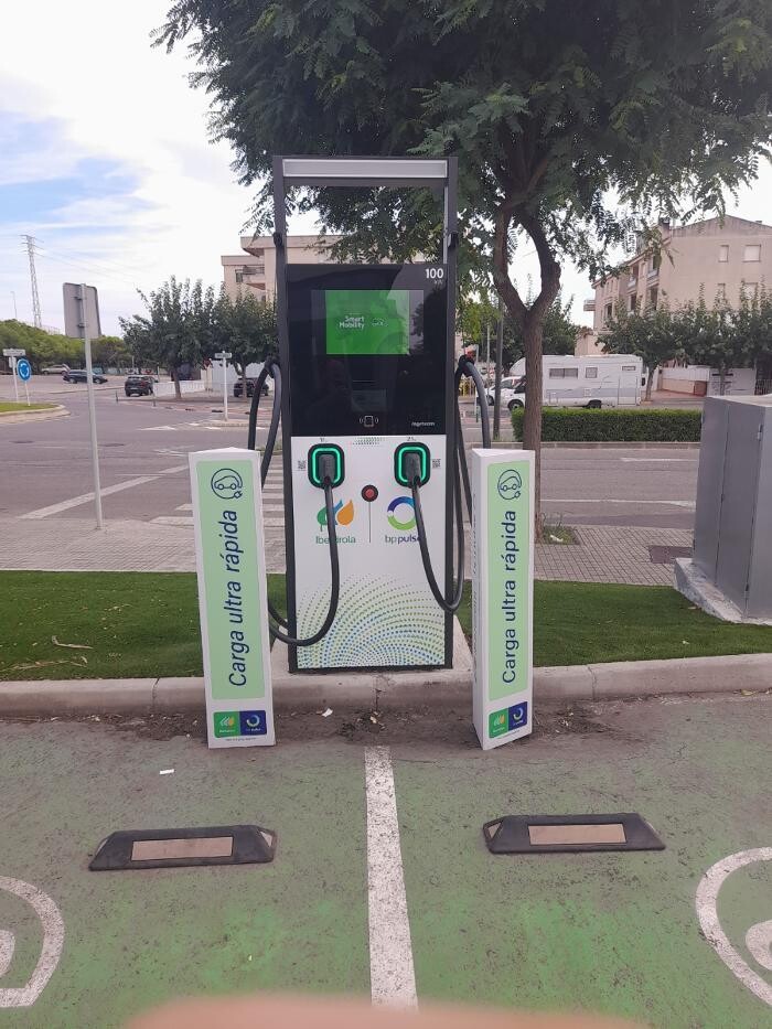 Images Iberdrola | bp pulse estación de recarga