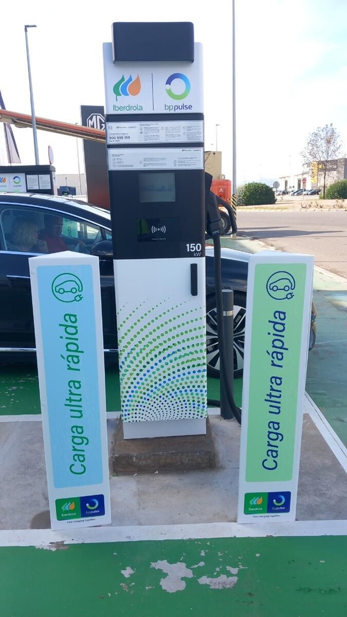 Images Iberdrola | bp pulse estación de recarga