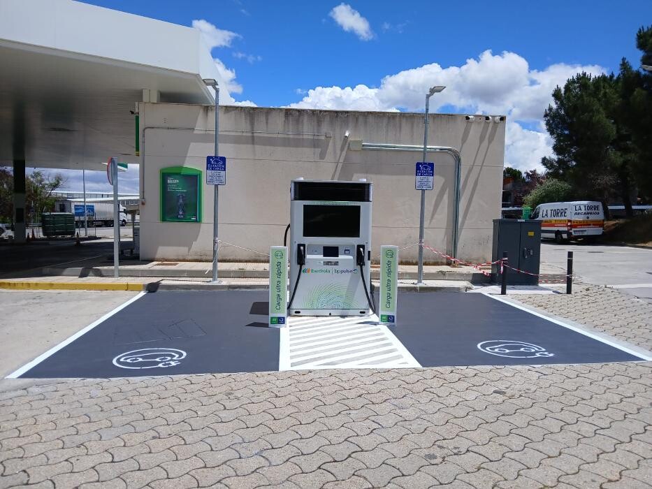 Images Iberdrola | bp pulse estación de recarga