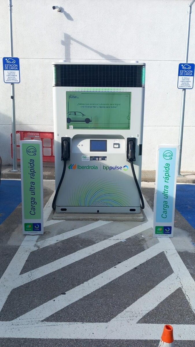 Images Iberdrola | bp pulse estación de recarga