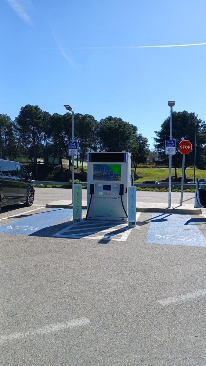 Images Iberdrola | bp pulse estación de recarga