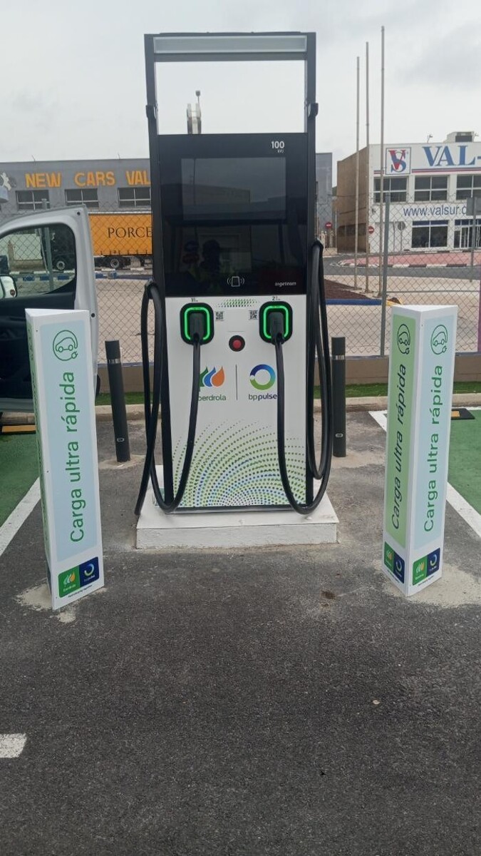 Images Iberdrola | bp pulse estación de recarga