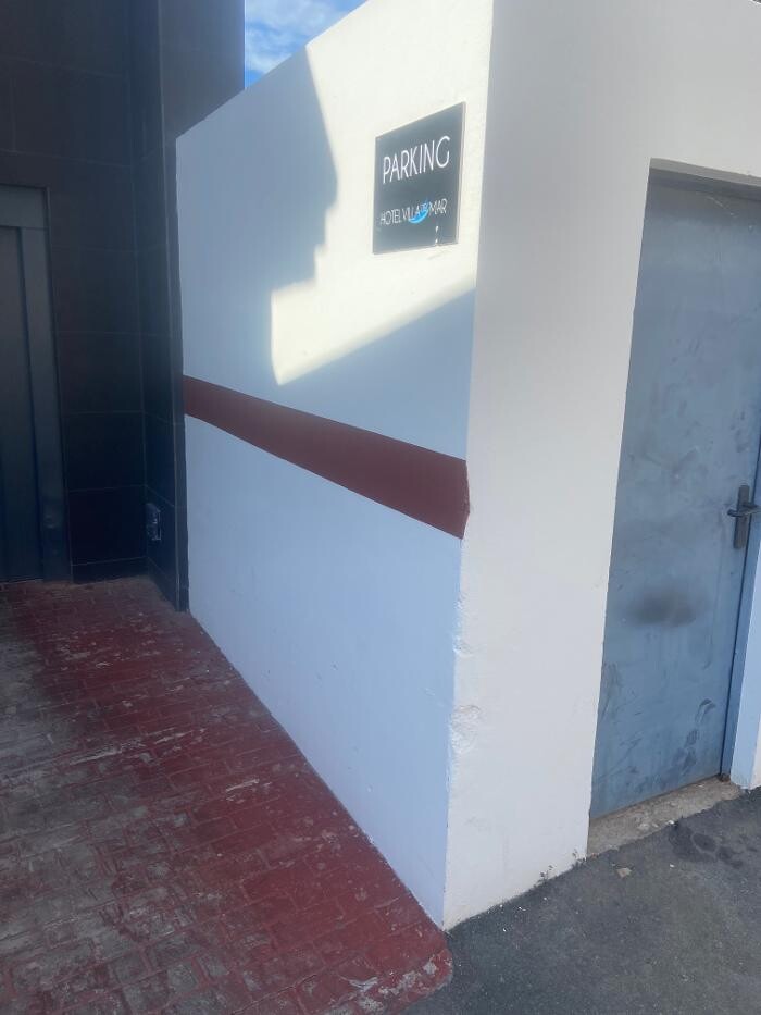 Images Powy Charging Station