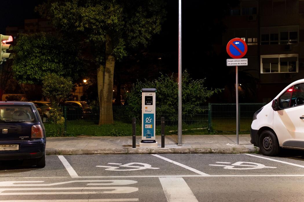 Images ACCIONA Charging Station