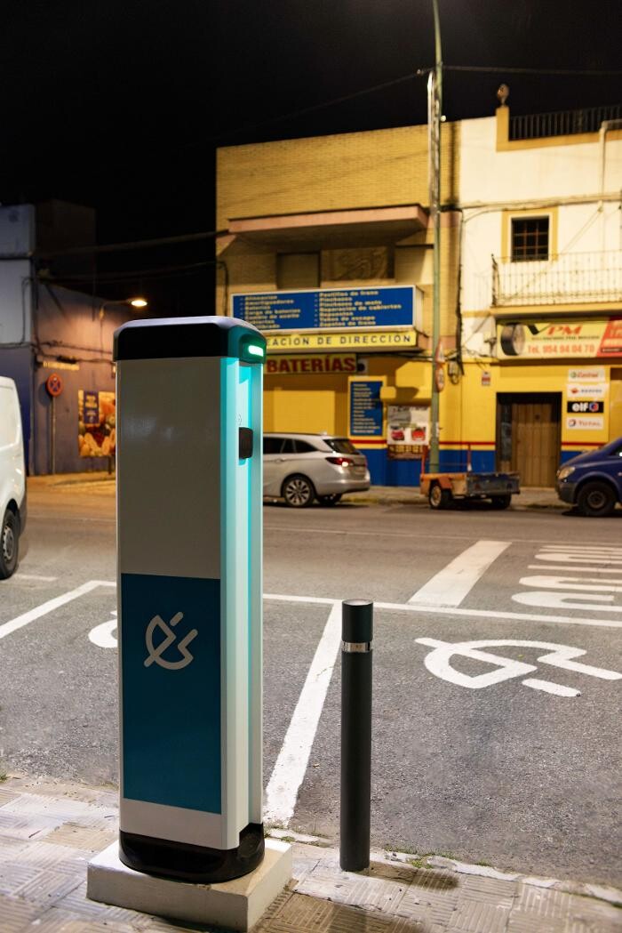 Images ACCIONA Charging Station