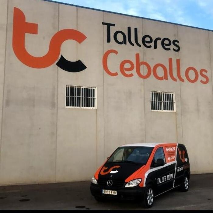 TALLERES CEBALLOS Logo