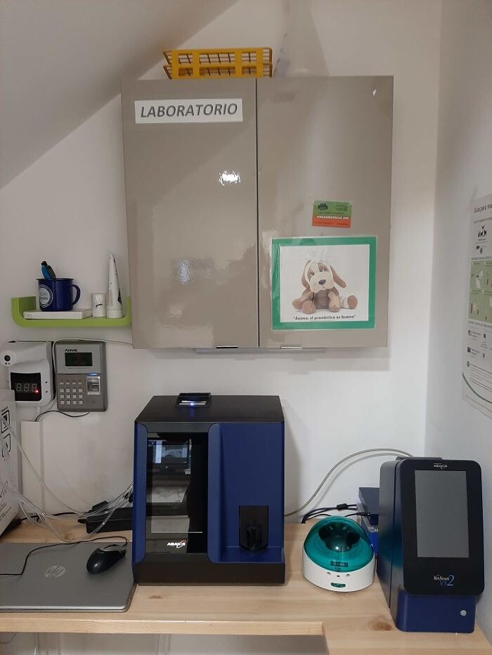 Images Clínica Veterinaria SANTA ICÍA