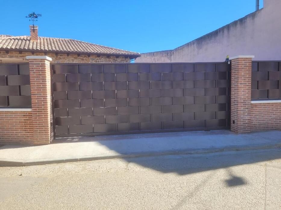 Images Forja Artística Tarilonte-Santos