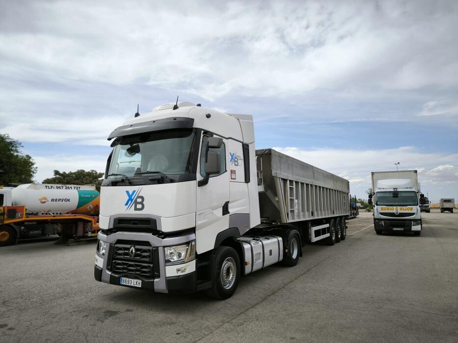 Images XB LOGISTICA GLOBAL DE MERCANCIAS, S.L.U.
