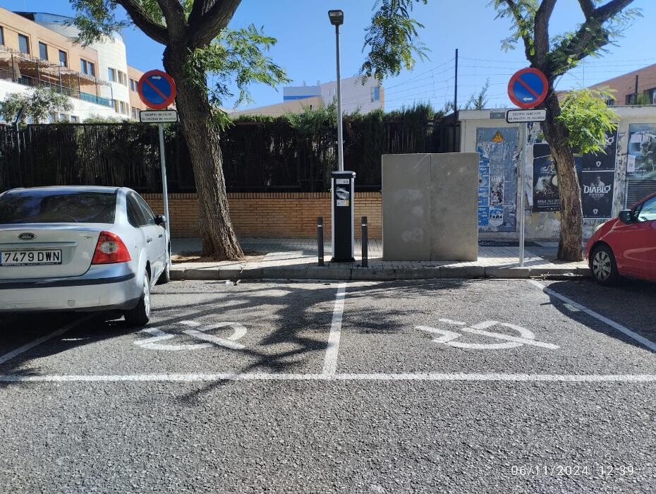 Images ACCIONA Charging Station