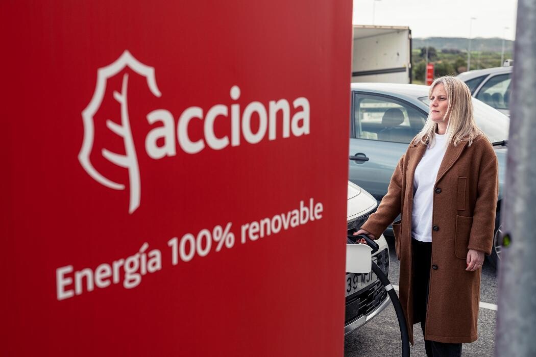 Images ACCIONA Charging Station