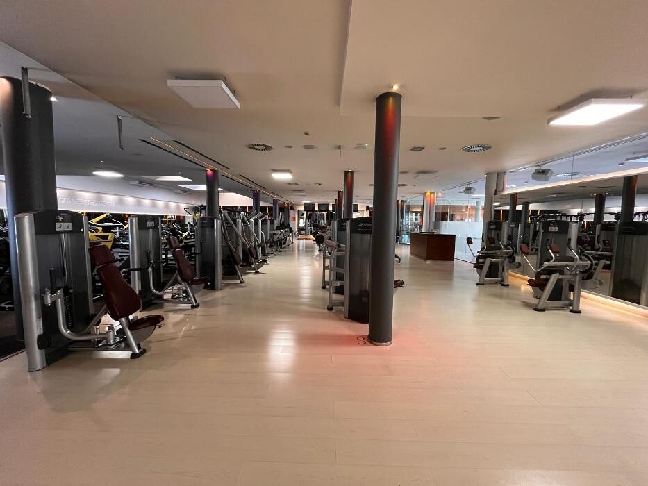 Images Gimnasio VivaGym Torrelavega