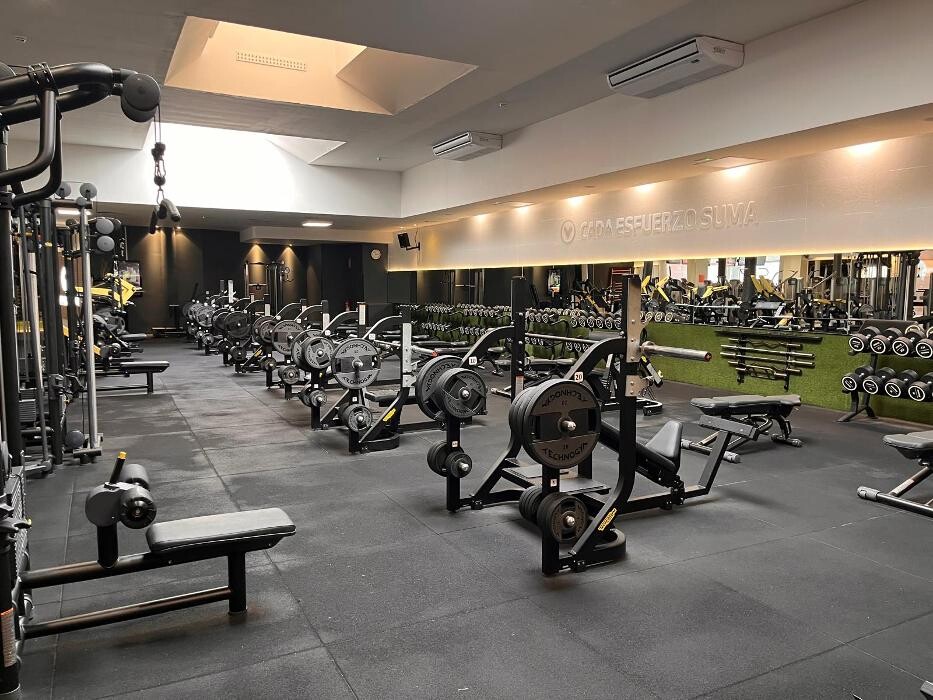 Images Gimnasio VivaGym Torrelavega