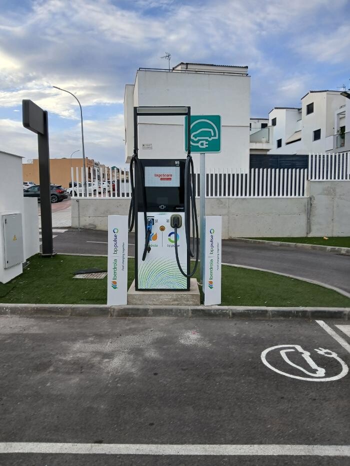 Images Iberdrola | bp pulse estación de recarga