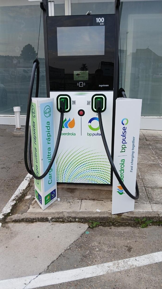 Images Iberdrola | bp pulse estación de recarga