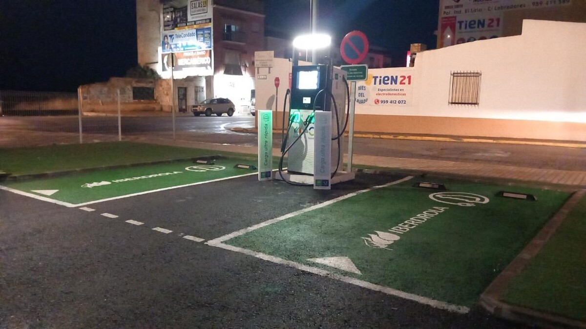 Images Iberdrola | bp pulse estación de recarga