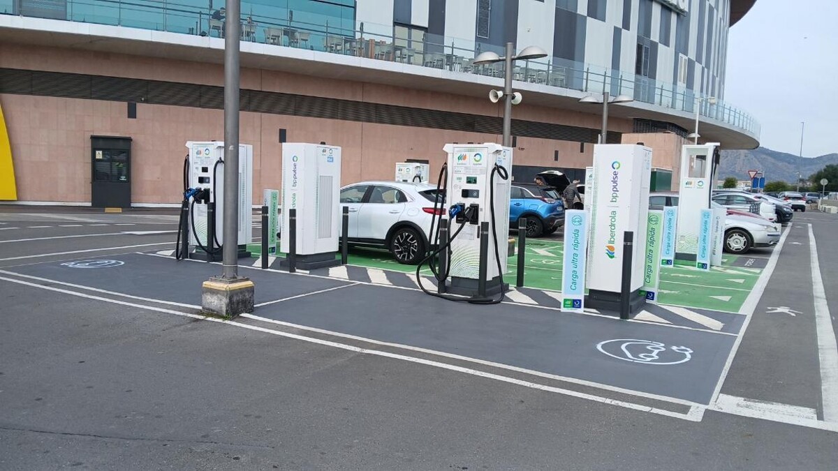 Images Iberdrola | bp pulse estación de recarga