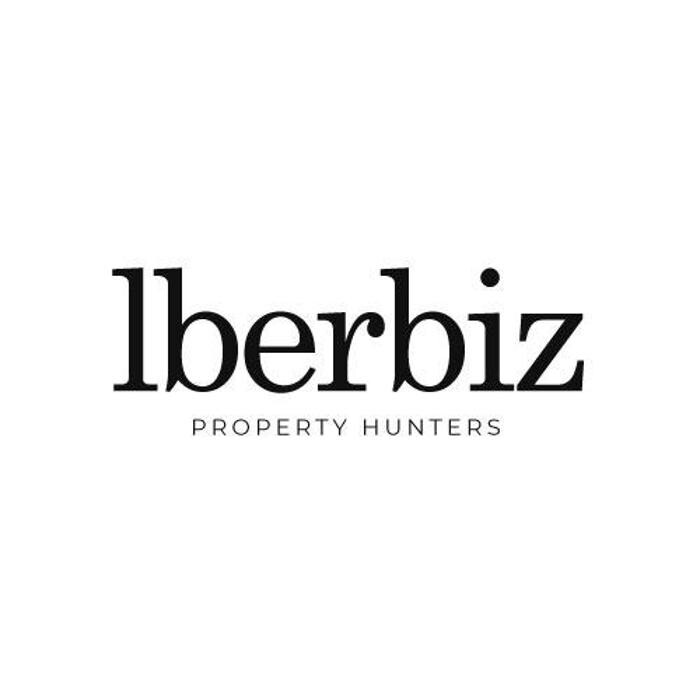 Iberbiz - Property Hunters Logo