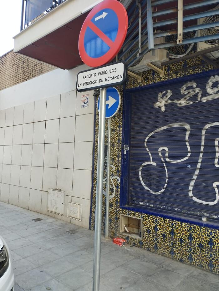 Images ACCIONA Charging Station