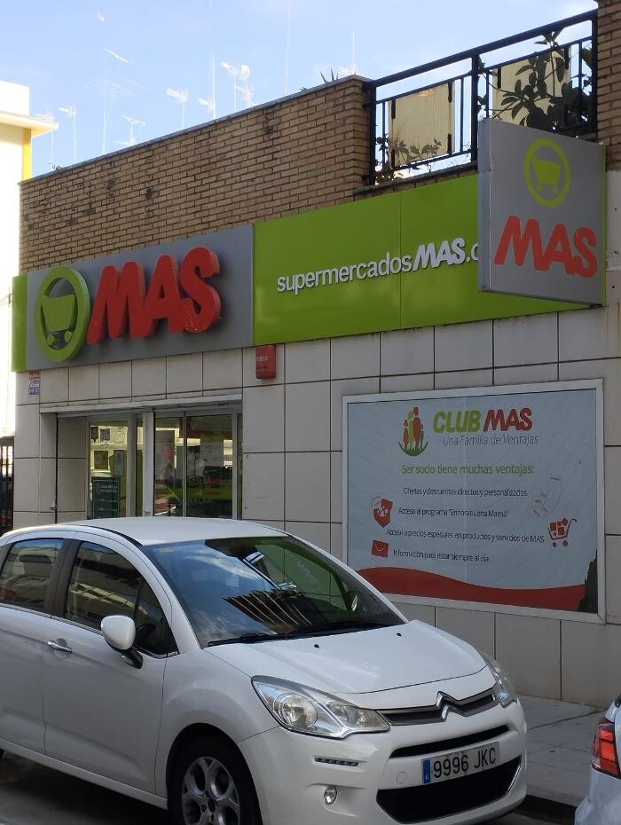 Images ACCIONA Charging Station