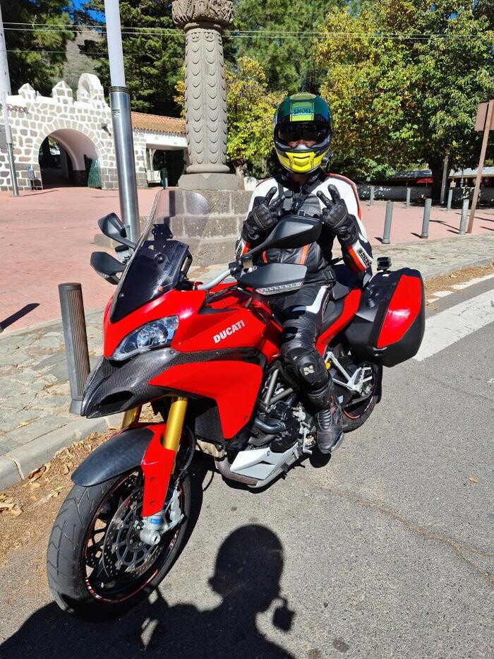 Images Pic y Poc Motos Canarias