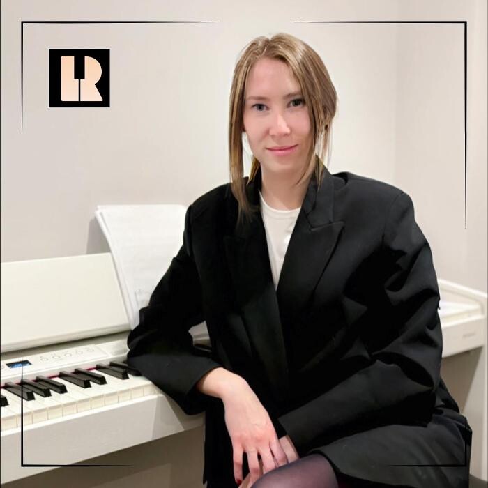 Images Piano con Regina - Clases de Piano a Domicilio en Donostia-San Sebastián