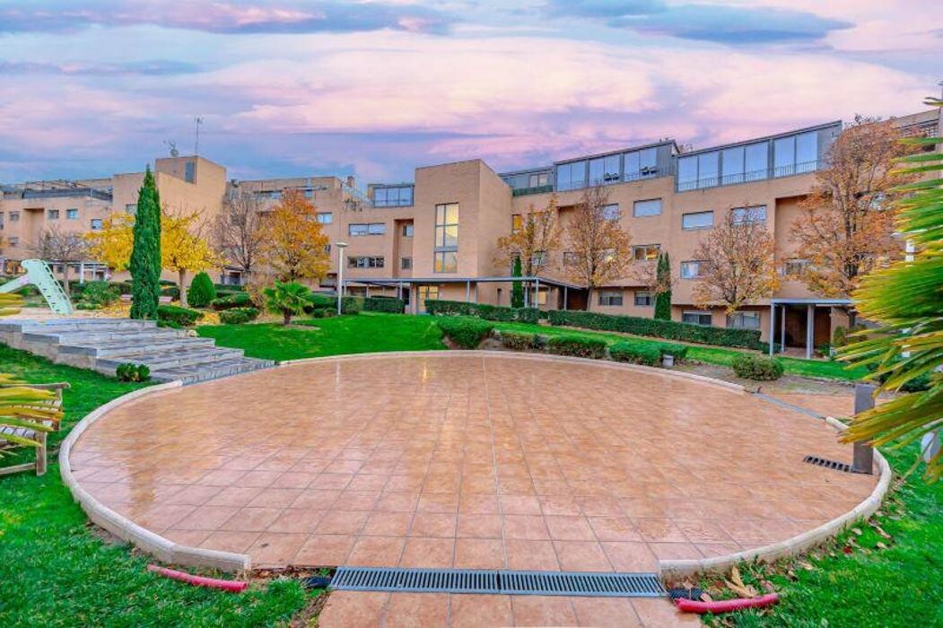 Images VEINTIDÓS INMOBILIARIA Galapagar