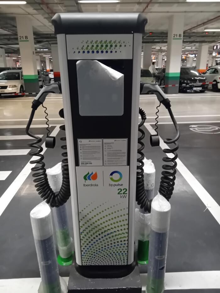Images Iberdrola | bp pulse estación de recarga