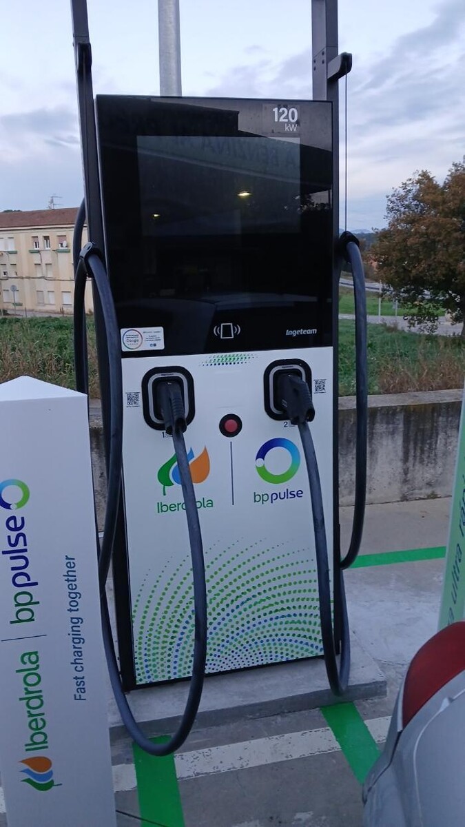 Images Iberdrola | bp pulse estación de recarga