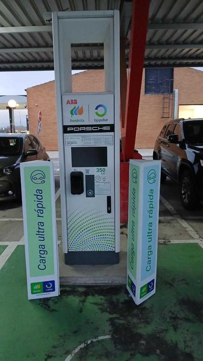 Images Iberdrola | bp pulse estación de recarga