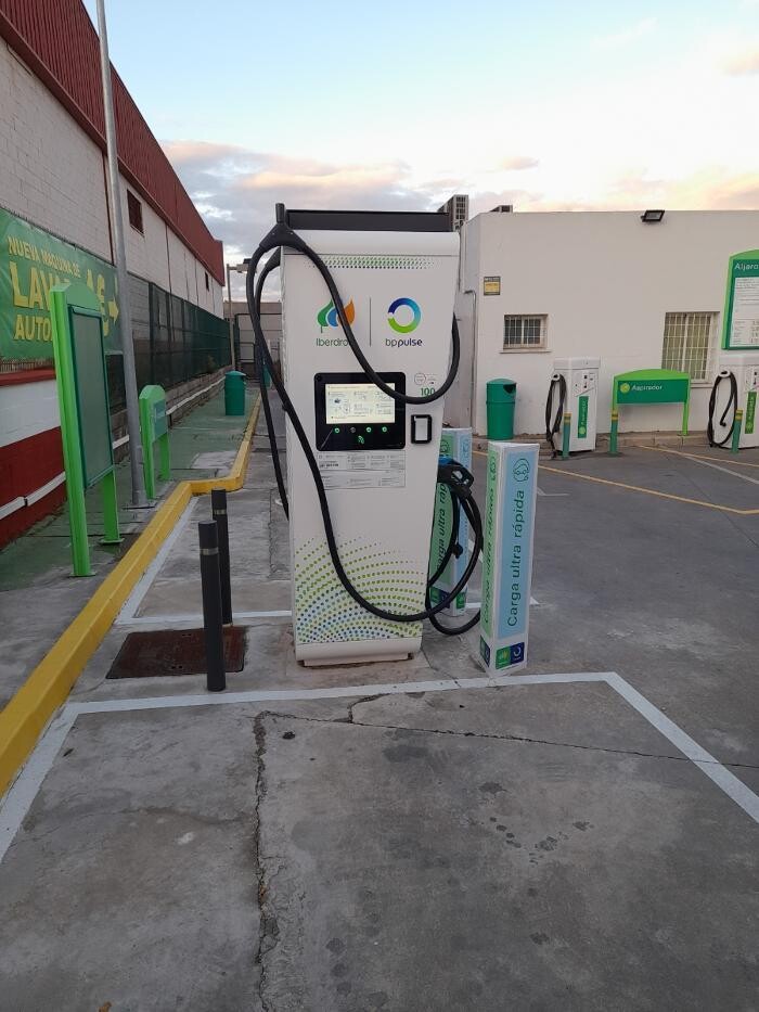Images Iberdrola | bp pulse estación de recarga