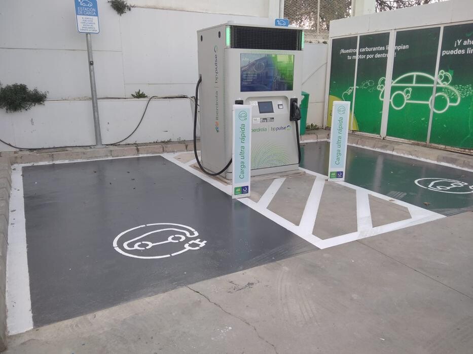 Images Iberdrola | bp pulse estación de recarga
