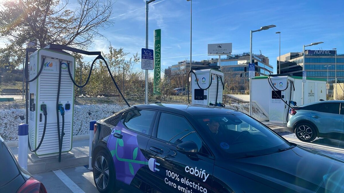 Images Iberdrola | bp pulse estación de recarga