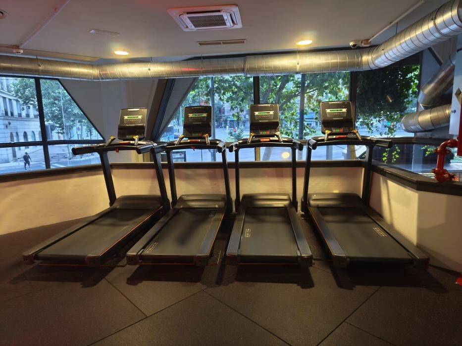 Images Gimnasio VivaGym Alberto Aguilera