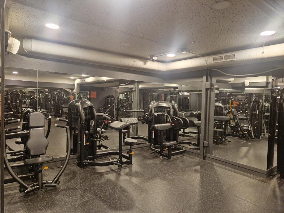 Images Gimnasio VivaGym Alberto Aguilera