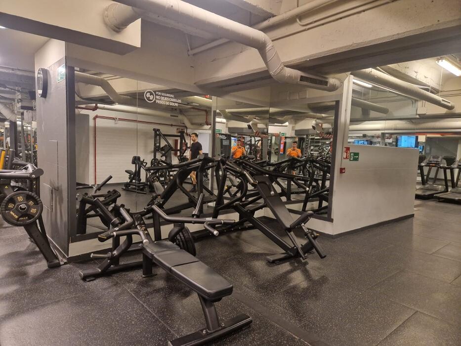 Images Gimnasio VivaGym Alberto Aguilera