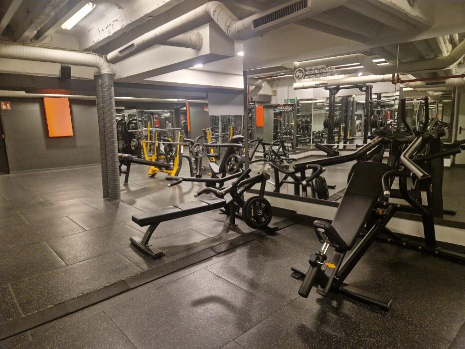 Images Gimnasio VivaGym Alberto Aguilera