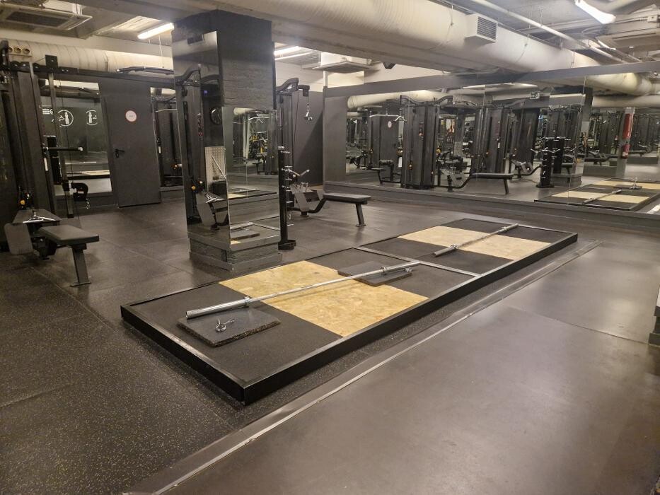 Images Gimnasio VivaGym Alberto Aguilera