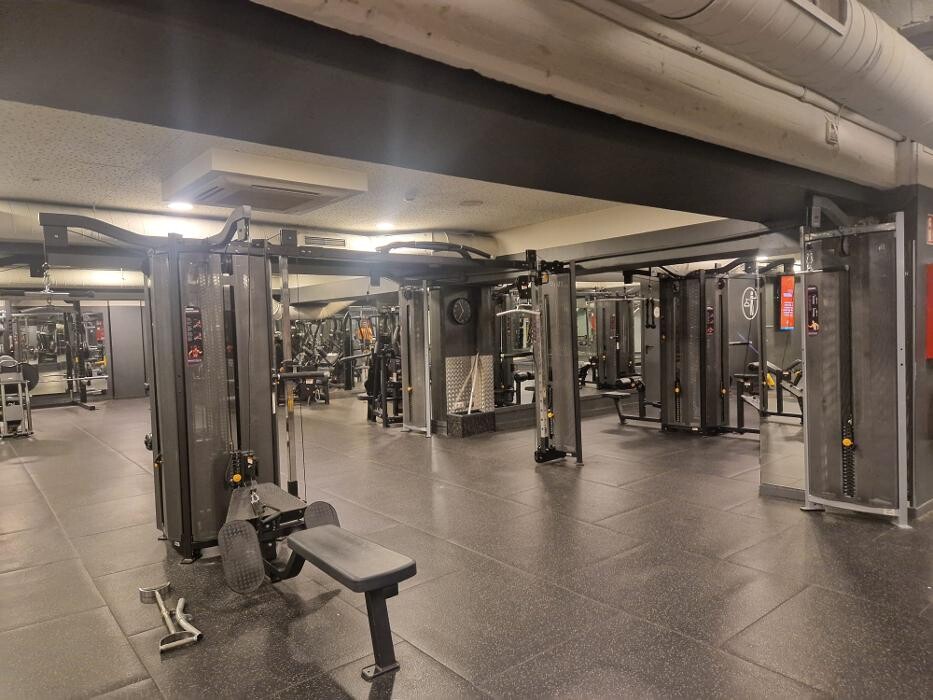 Images Gimnasio VivaGym Alberto Aguilera