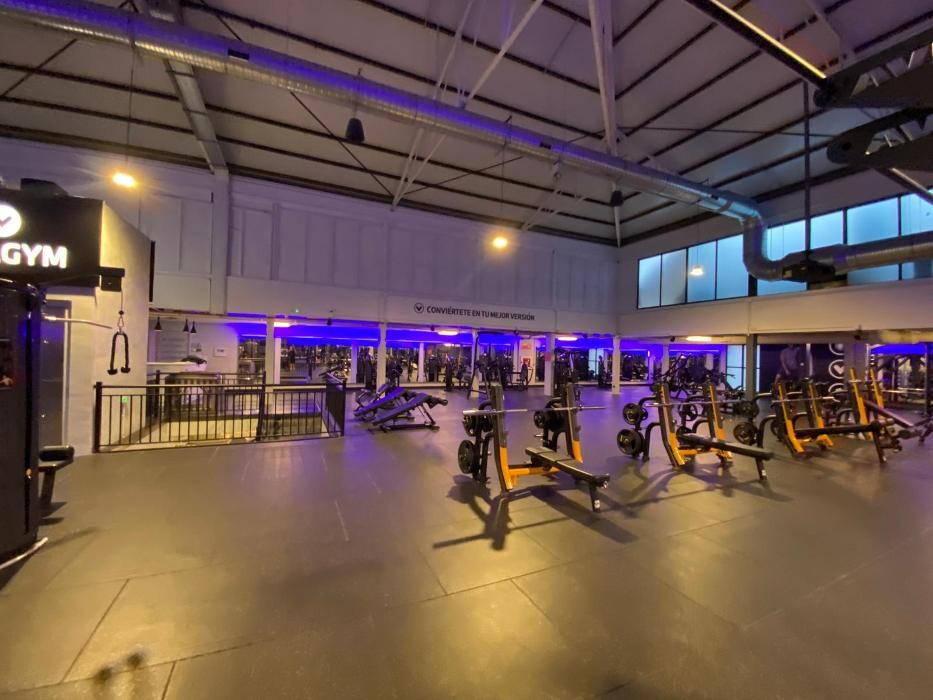 Images Gimnasio VivaGym Mercado de Villaverde