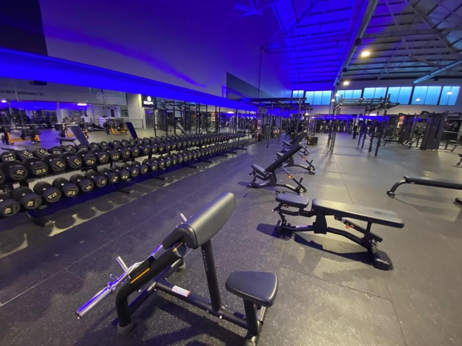 Images Gimnasio VivaGym Mercado de Villaverde