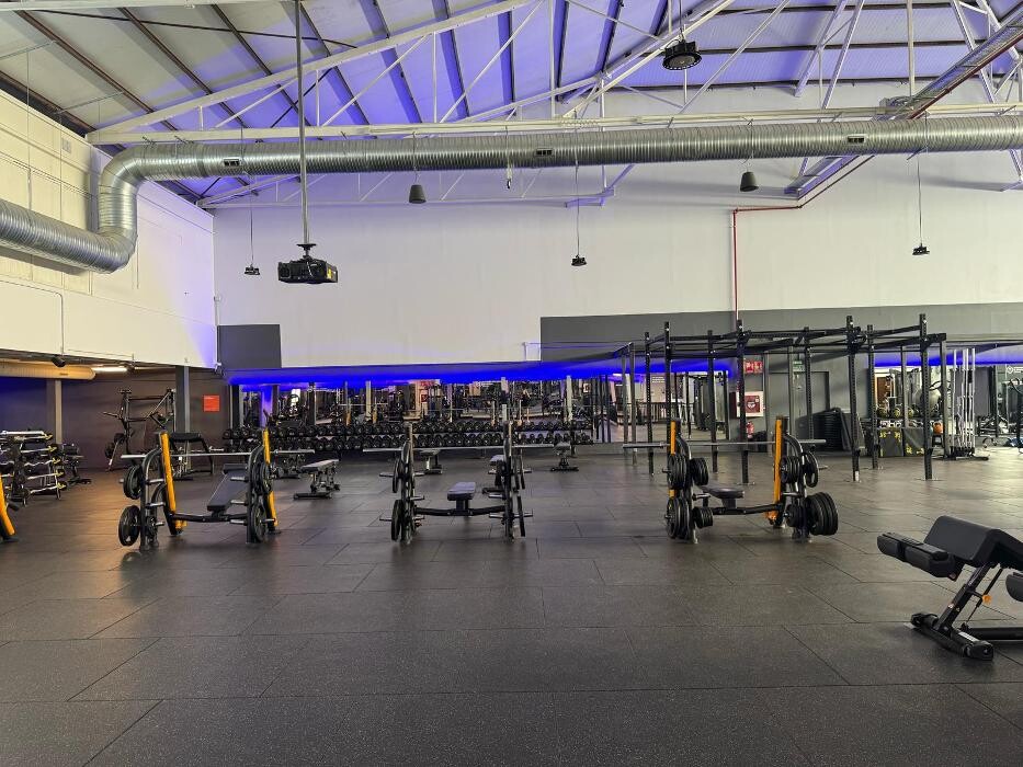 Images Gimnasio VivaGym Mercado de Villaverde