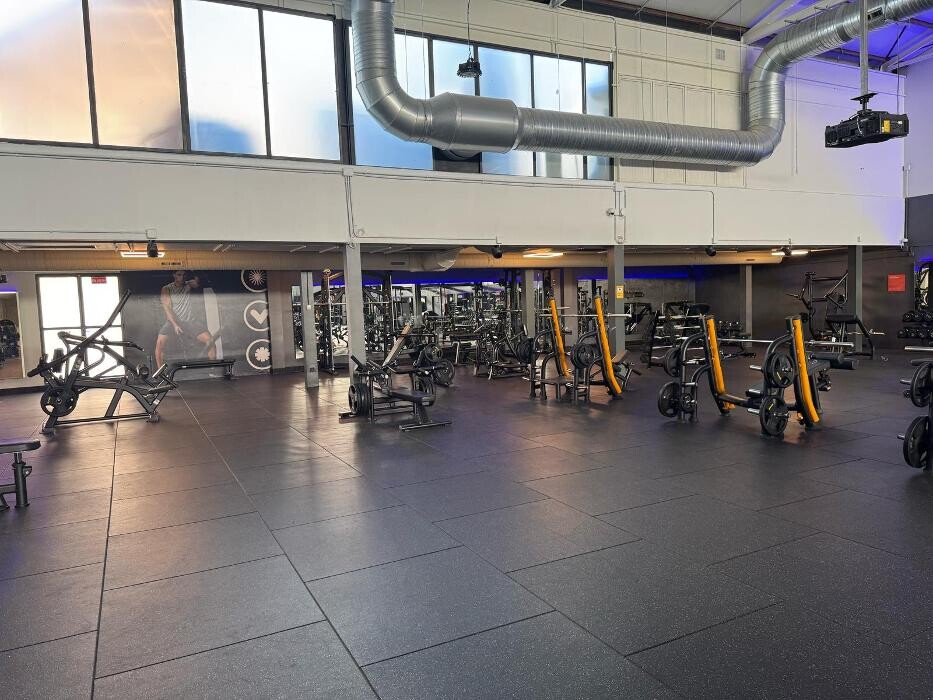 Images Gimnasio VivaGym Mercado de Villaverde